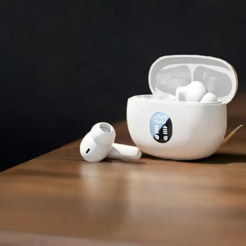 Auriculares blancos con estuche con pantalla