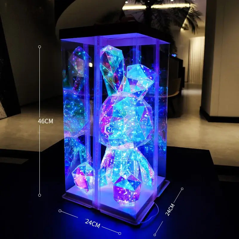Iluminado adorno de cristal Conejo de fantasía en exhibidor atractivo