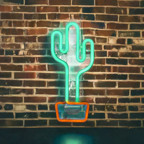 Letreros Neón LED con diseño decorativo de cactus, luz ambiental y bajo consumo energético