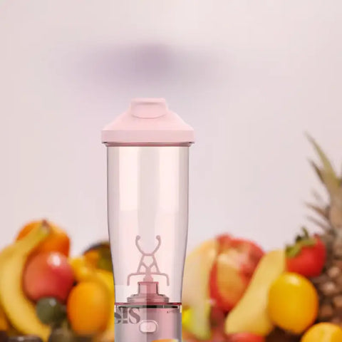 botella mezcladora de proteínas rosa y fruta