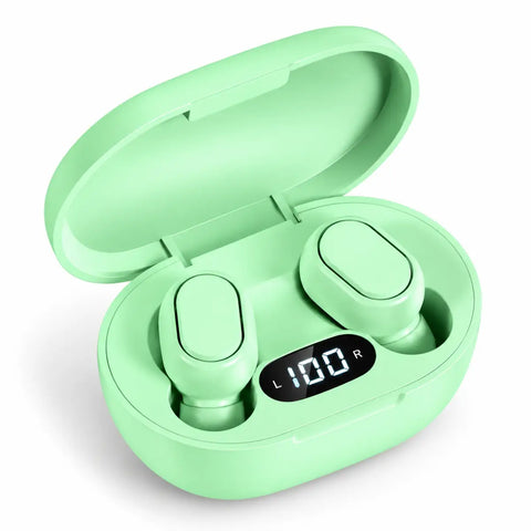 Auriculares inalámbricos mint green con pantalla led y estuche carga digital mostrando nivel batería para electrónica