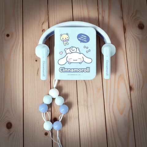 Auriculares inalámbricos Sanrio Kuromi con diseño kawaii y sonido envolvente