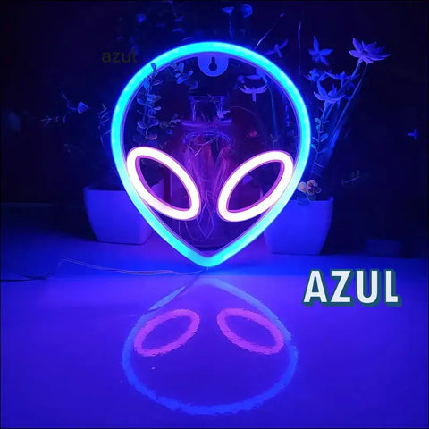 Letrero neón con forma de alíen, un toque único para cualquier espacio con neón LED