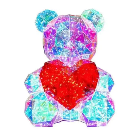 Oso de teddy iridiscente geométrico con corazón rojo, ideal para iluminación electrónica y audio