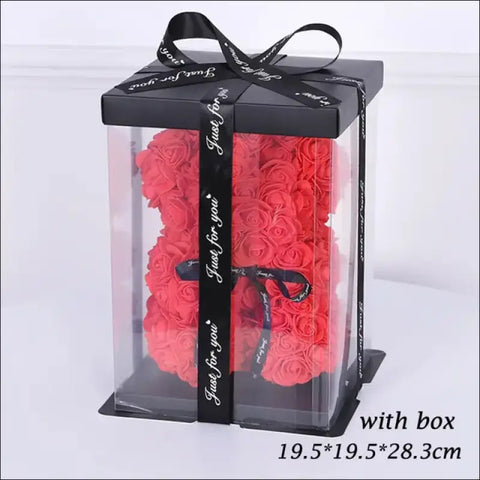 Oso de rosas en caja clara con cinta negra, perfecto para San Valentín y decoraciones
